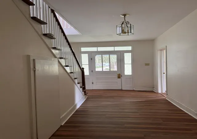 Photo 3 of Single family home for sale at 532 Pinckney St, Mc Clellanville, SC 29458 | MLS# 26025471 | Listing updated on 2026-09-21