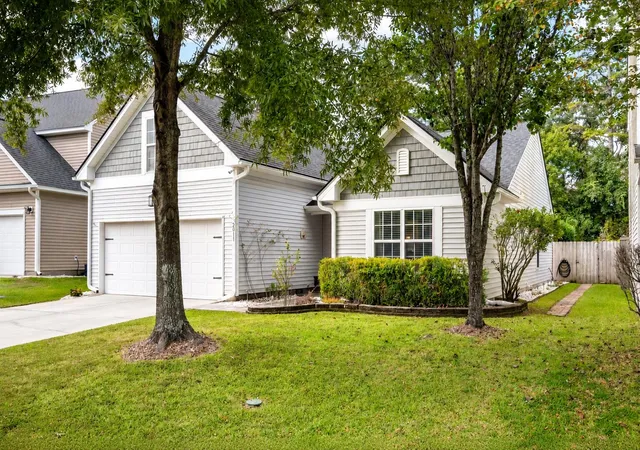 Photo 1 of Single family home for sale at 2011 Asher Loop, Summerville, SC 29485 | MLS# 26027466 | Listing updated on 2026-10-02