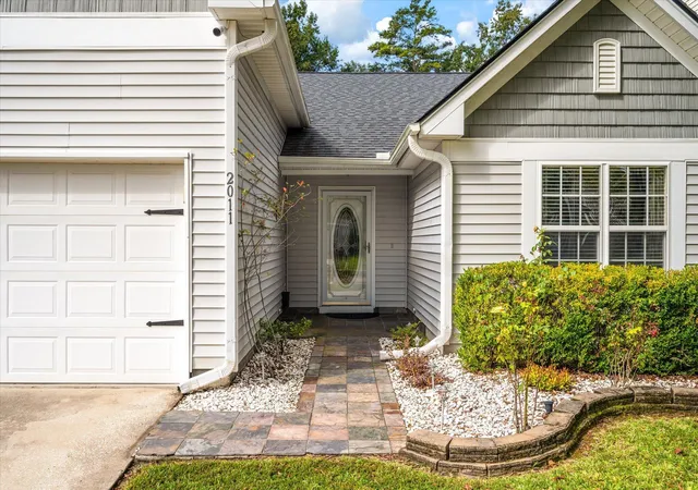 Photo 2 of Single family home for sale at 2011 Asher Loop, Summerville, SC 29485 | MLS# 26027466 | Listing updated on 2026-10-02