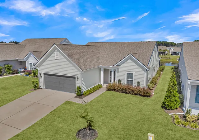 Photo 3 of Single family home for sale at 108 Garden Gate Way, Summerville, SC 29486 | MLS# 26025959 | Listing updated on 2026-10-25