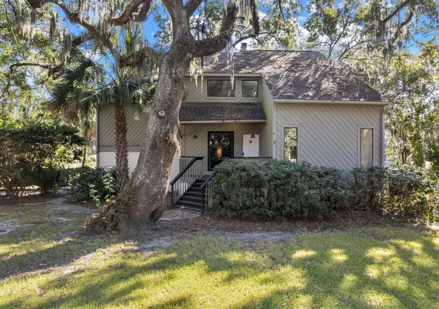 Photo 1 of Single family home for sale at 15 Arabian Dr, Charleston, SC 29407 | MLS# 26027573 | Listing updated on 2026-10-22