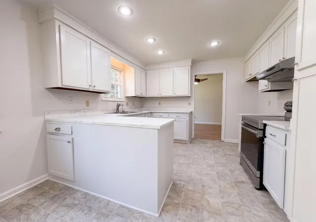 Photo 2 of Sale Pending at 114 Blake Dr, Summerville, SC 29485 | MLS# 26026081 | Listing updated on 2026-09-29