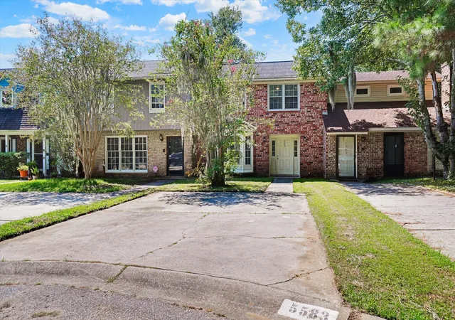 Photo 2 of Townhouse for sale at 5583 Fowler Dr, North Charleston, SC 29418 | MLS# 26026253 | Listing updated on 2026-10-26