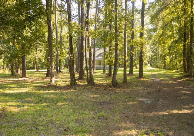 Photo 2 of Single family home for sale at 69 Nuthatch Ln, Cottageville, SC 29435 | MLS# 26025046 | Listing updated on 2026-09-04