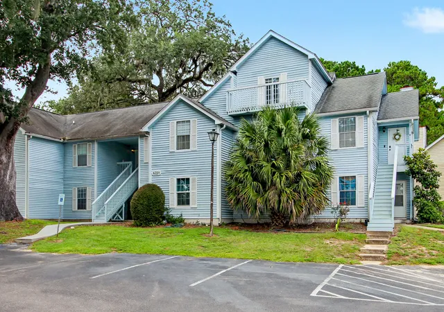 Photo 2 of Townhouse for sale at 6221 Rolling Frk Rd #H, North Charleston, SC 29406 | MLS# 26025650 | Listing updated on 2026-09-12
