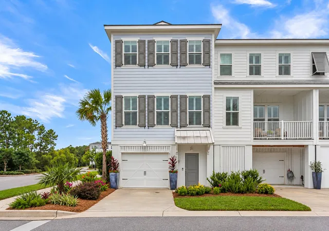 Photo 1 of Townhouse for sale at 810 Kings Oak Ct #Unit 1, Daniel Island, SC 29492 | MLS# 26026610 | Listing updated on 2026-10-23