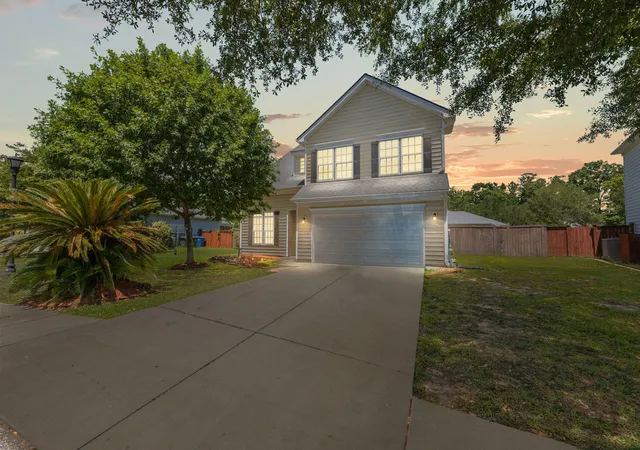 Photo 1 of Single family home for sale at 9404 Divot Ln, Summerville, SC 29485 | MLS# 26027191 | Listing updated on 2026-10-01