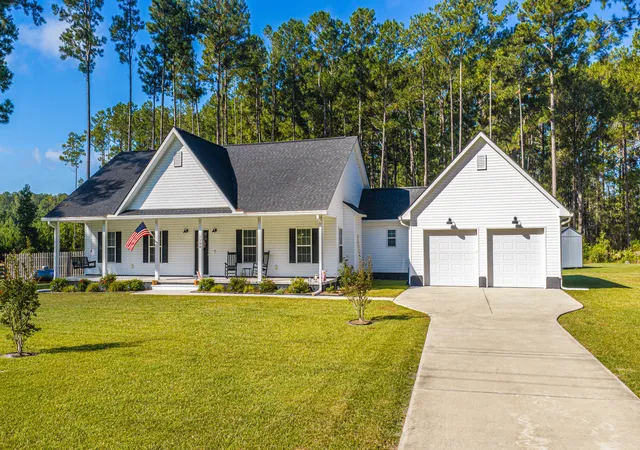 Photo 2 of Single family home for sale at 1288 Carter Rd, Ridgeville, SC 29472 | MLS# 26027419 | Listing updated on 2026-10-13