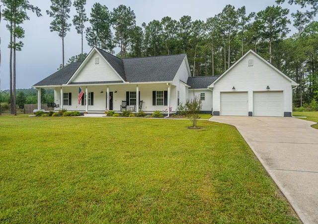 Photo 3 of Single family home for sale at 1288 Carter Rd, Ridgeville, SC 29472 | MLS# 26027419 | Listing updated on 2026-10-13