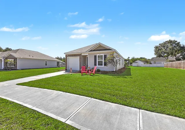 Photo 1 of Single family home for sale at 365 Spruce Ivy St, Moncks Corner, SC 29461 | MLS# 26029342 | Listing updated on 2026-10-28