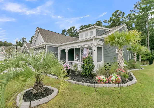 Photo 4 of Single family home for sale at 202 River Martin Ct, Summerville, SC 29483 | MLS# 26025581 | Listing updated on 2026-09-11