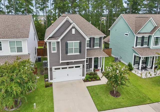 Single family home for sale at 427 Whispering Breeze Ln, Summerville, SC 29486 | MLS# 26025518