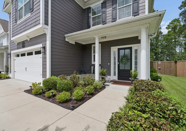 Photo 2 of Single family home for sale at 427 Whispering Breeze Ln, Summerville, SC 29486 | MLS# 26025518 | Listing updated on 2026-10-05