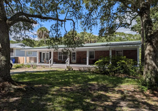 Photo 4 of Sale Pending at (Undisclosed), Isle Of Palms, SC 29451 | MLS# 26025551 | Listing updated on 2026-09-13