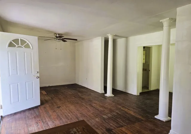 Photo 3 of Single family home for sale at 2202 S Highway 61, Ridgeville, SC 29472 | MLS# 26025088 | Listing updated on 2026-09-21