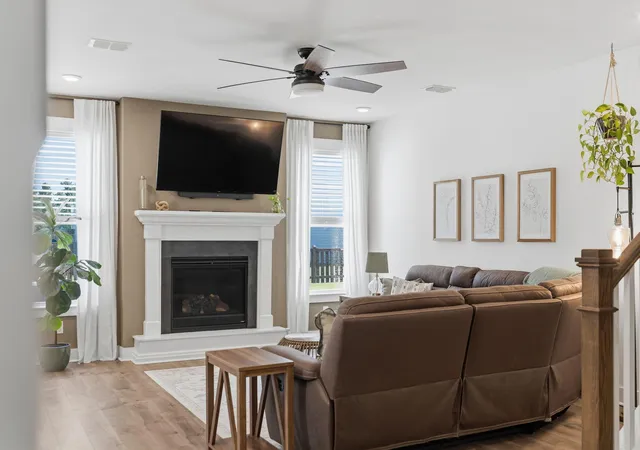 Photo 3 of Single family home for sale at 103 Wappoo Tr Ln, Summerville, SC 29486 | MLS# 26027661 | Listing updated on 2026-10-19
