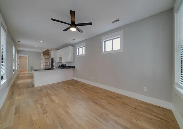 Photo 2 of Single family home for sale at 73 Hanover St, Charleston, SC 29403 | MLS# 26024782 | Listing updated on 2026-09-02