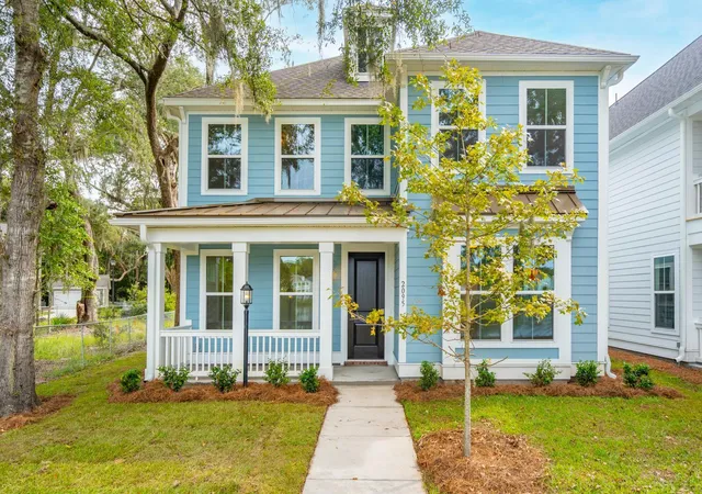 Photo 1 of Single family home for sale at 1130 Burkets Bnd Ln, Charleston, SC 29492 | MLS# 26026438 | Listing updated on 2026-09-30