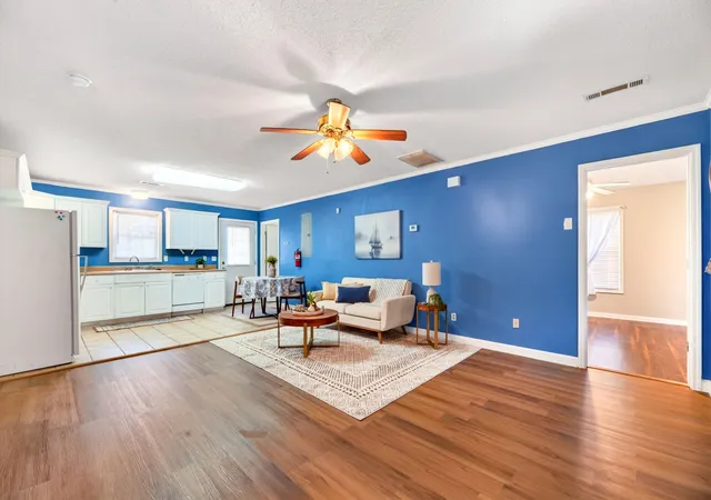 Photo 4 of Single family home for sale at 368 E Huson Cir, Orangeburg, SC 29115 | MLS# 26025263 | Listing updated on 2026-10-02