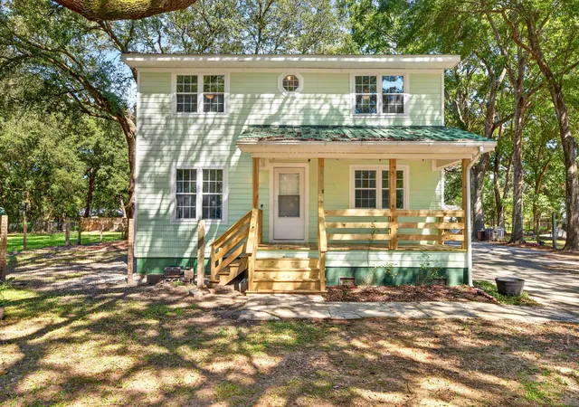 Photo 2 of Single family home for sale at 1531 Southwick Dr, Johns Island, SC 29455 | MLS# 26027928 | Listing updated on 2026-10-21
