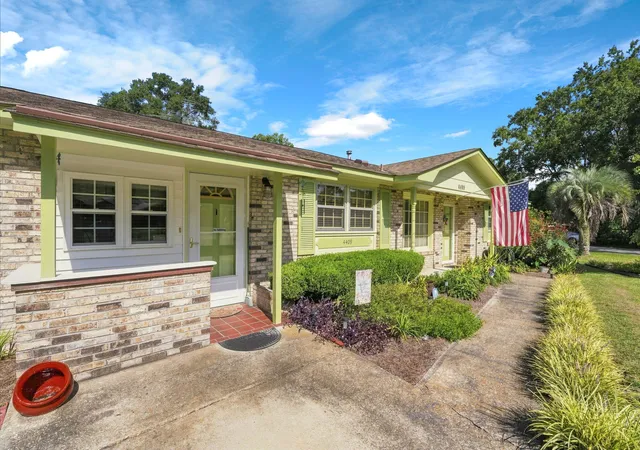 Photo 3 of Single family home for sale at 4409 Garwood Dr, Ladson, SC 29456 | MLS# 26025370 | Listing updated on 2026-09-09