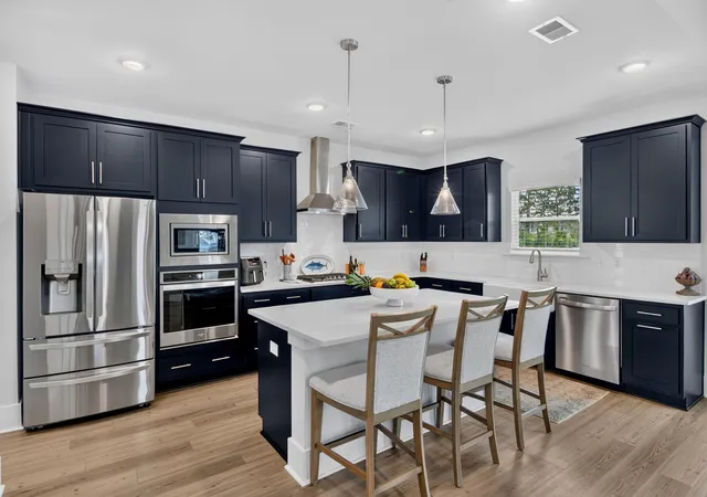 Photo 3 of Single family home for sale at 109 Bolsena Ct, Summerville, SC 29486 | MLS# 26025557 | Listing updated on 2026-10-26