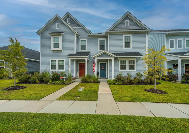 Photo 2 of Multi family home for sale at 146 Helena Park Dr, Summerville, SC 29486 | MLS# 26028020 | Listing updated on 2026-10-12