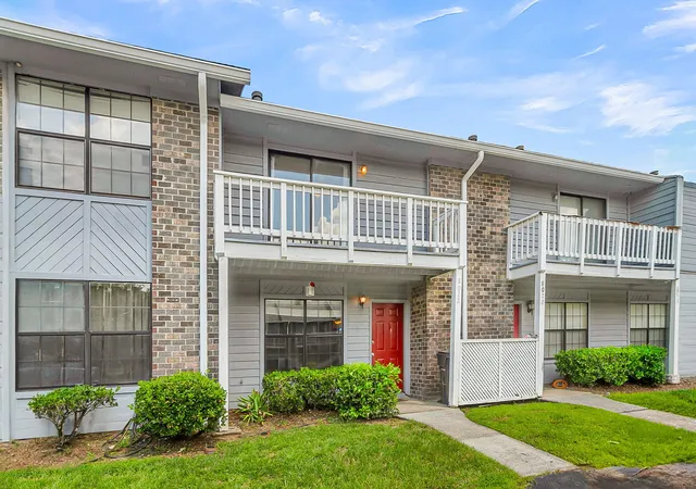 Photo 2 of Townhouse for sale at 8022 Thelen St, North Charleston, SC 29406 | MLS# 26024185 | Listing updated on 2026-09-26