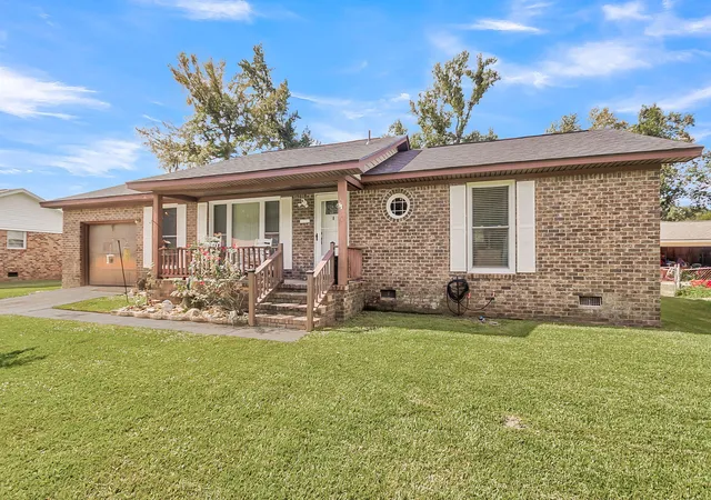 Photo 2 of Sale Pending at 375 Oxford Rd, Ladson, SC 29456 | MLS# 26025603 | Listing updated on 2026-09-15