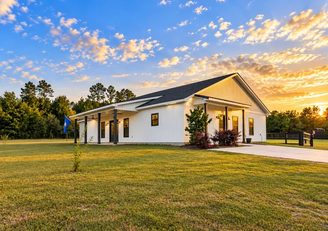 Photo 3 of Single family home for sale at 7068 Cameron Rd, Cameron, SC 29030 | MLS# 26027422 | Listing updated on 2026-10-02