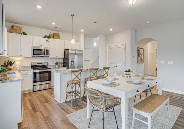 Photo 3 of Sale Pending at 115 Clarabelle Ln, Summerville, SC 29483 | MLS# 26027122 | Listing updated on 2026-10-05