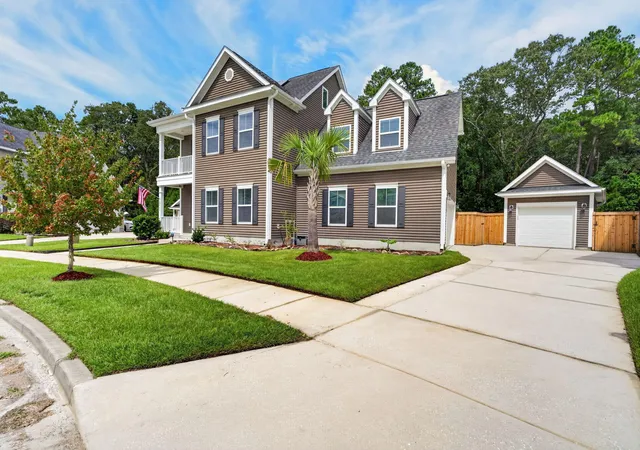Photo 3 of Single family home for sale at 2860 Ortega Dr, Johns Island, SC 29455 | MLS# 26024867 | Listing updated on 2026-09-18