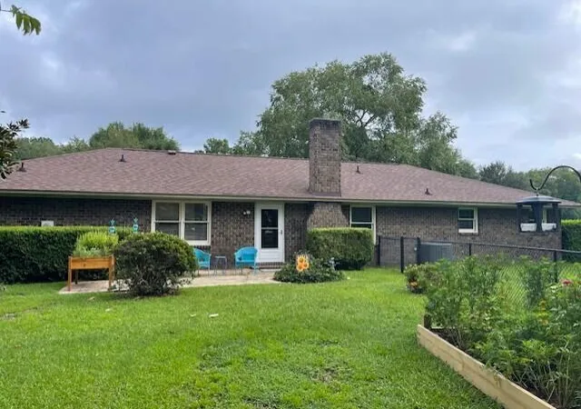Photo 1 of Single family home for sale at 1165 Heritage Dr, Manning, SC 29102 | MLS# 26027475 | Listing updated on 2026-10-03