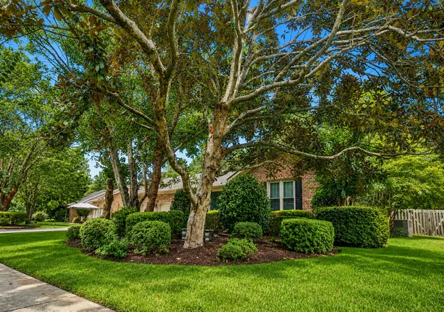 Photo 4 of Single family home for sale at 216 Chessington Cir, Summerville, SC 29485 | MLS# 26024762 | Listing updated on 2026-09-11