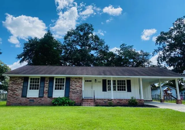 Photo 3 of Single family home for sale at 3325 Stonehaven Dr, North Charleston, SC 29420 | MLS# 26024784 | Listing updated on 2026-09-02