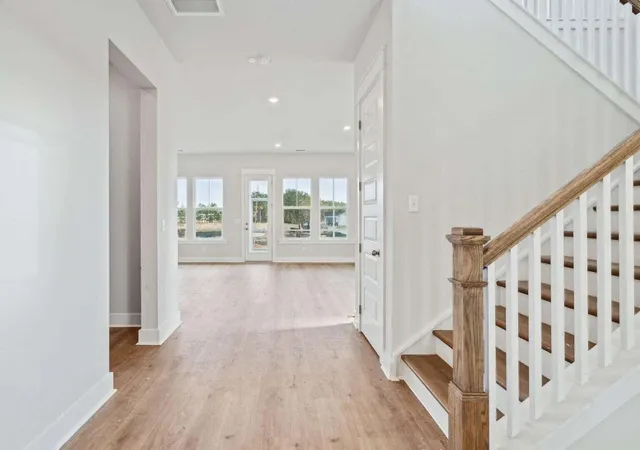 Photo 2 of Single family home for sale at 184 Beamon Loop, Summerville, SC 29486 | MLS# 26027579 | Listing updated on 2026-10-20