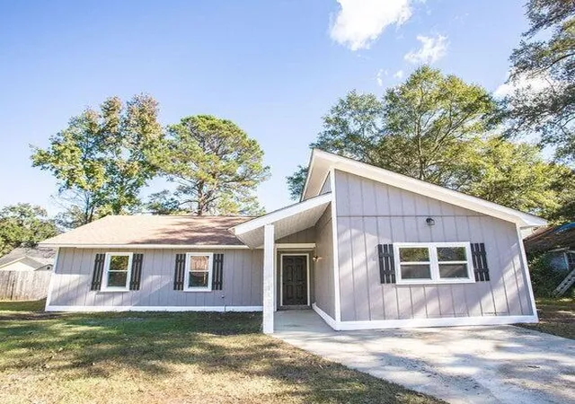Photo 2 of Single family home for sale at 780 Corral Dr, Charleston, SC 29414 | MLS# 26026448 | Listing updated on 2026-10-27