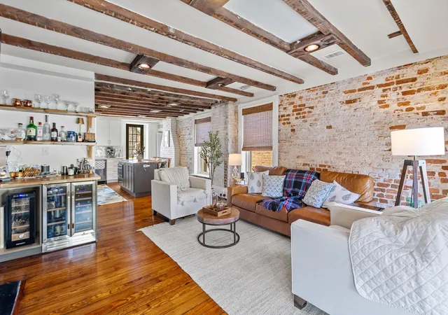 Photo 3 of Single family home for sale at 53 Broad St, Charleston, SC 29401 | MLS# 26024754 | Listing updated on 2026-09-13