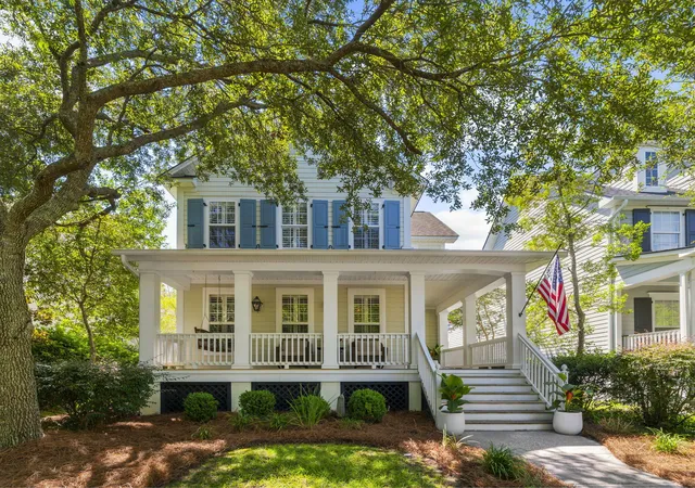 Photo 1 of Single family home for sale at 1613 Bulline St, Daniel Island, SC 29492 | MLS# 26025335 | Listing updated on 2026-09-10