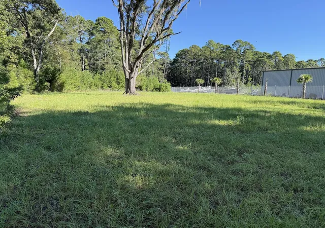Land for sale at 6142 Savannah Hwy #Lot 1a, Ravenel, SC 29470 | MLS# 26026849