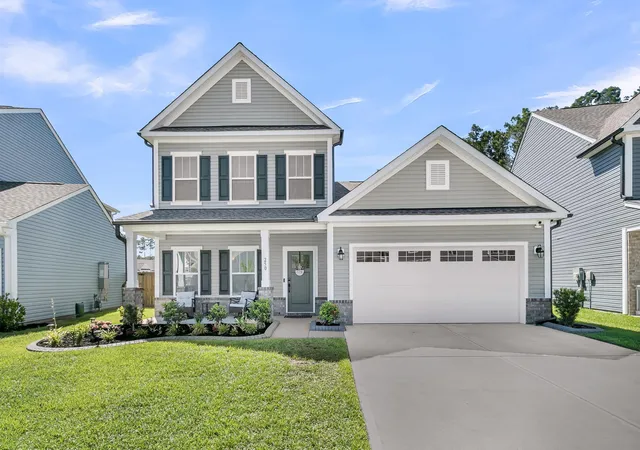 Photo 1 of Single family home for sale at 250 Surfbird Rd, Summerville, SC 29486 | MLS# 26025328 | Listing updated on 2026-09-28