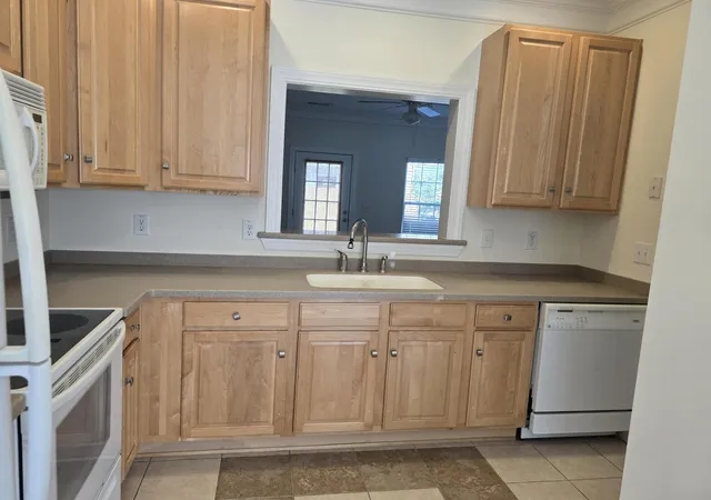Photo 2 of Townhouse for sale at 945 E Estates Blvd #B, Charleston, SC 29414 | MLS# 26025186 | Listing updated on 2026-09-08