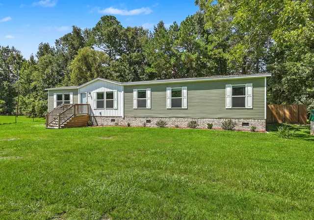 Manufactured home for sale at 714 Rosa Pl, Moncks Corner, SC 29461 | MLS# 26024705