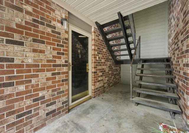 Photo 1 of Townhouse for sale at 807 Andrea Ln, Hanahan, SC 29410 | MLS# 26025503 | Listing updated on 2026-09-10