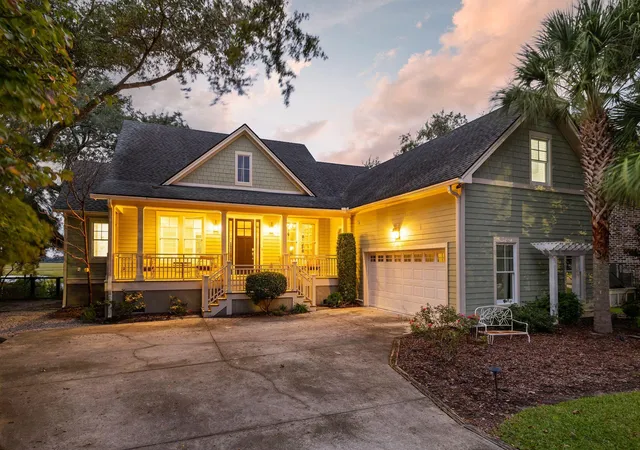 Single family home for sale at 823 Colony Dr, Charleston, SC 29407 | MLS# 26027736