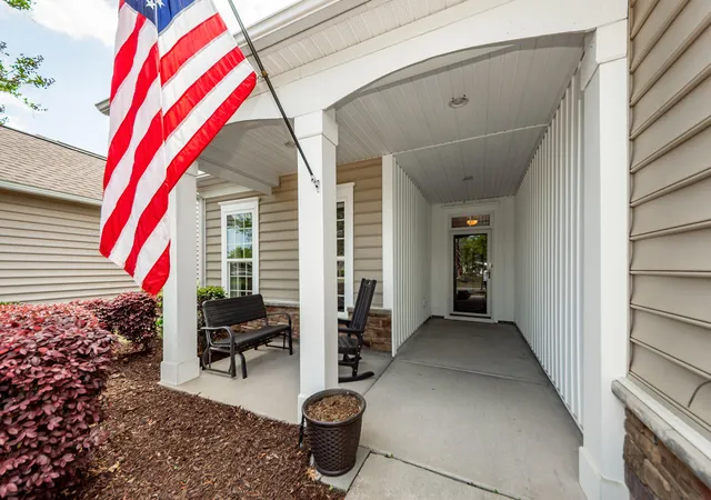 Photo 2 of Single family home for sale at 477 Eastern Isle Ave, Summerville, SC 29486 | MLS# 26025874 | Listing updated on 2026-10-22