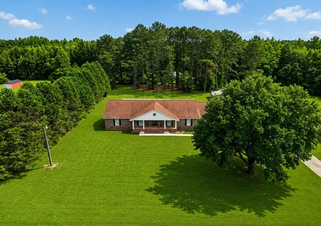 Photo 4 of Single family home for sale at 451 Kelton Rd, Saint Stephen, SC 29479 | MLS# 26024929 | Listing updated on 2026-09-30