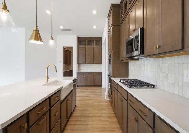 Photo 4 of Single family home for sale at 298 Gentle Wind Dr, Summerville, SC 29486 | MLS# 25031975 | Listing updated on 2026-10-02