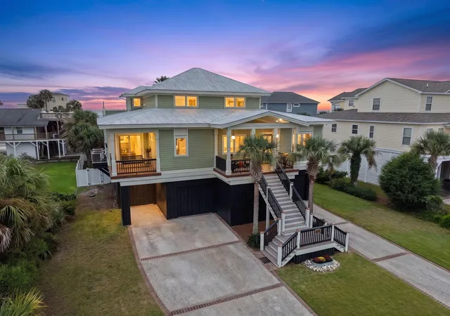 Photo 1 of Single family home for sale at 316 Seaview Ln, Edisto Island, SC 29438 | MLS# 26027112 | Listing updated on 2026-10-01