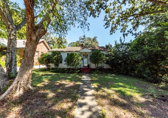 Photo 1 of Single family home for sale at 4606 S Rhett Ave, North Charleston, SC 29405 | MLS# 26027697 | Listing updated on 2026-10-18